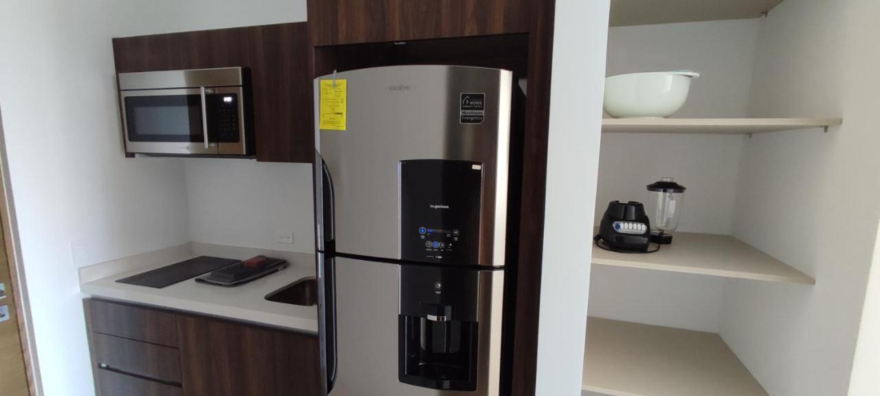Menesse Mitdtown2 , Ave 25th Appartement *